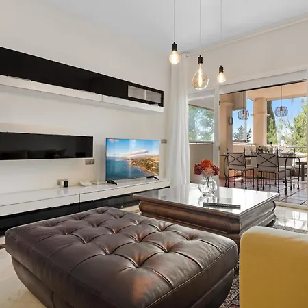 Vivi Homes - Toscana Luxury, Views, Pool & Terrace Апартаменты *