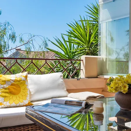 Vivi Homes - Toscana Luxury, Views, Pool & Terrace Апартаменты *