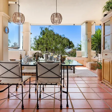 Vivi Homes - Toscana Luxury, Views, Pool & Terrace Эстепона