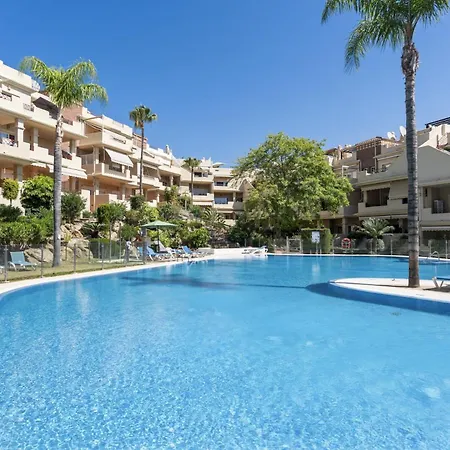 Vivi Homes - Toscana Luxury, Views, Pool & Terrace *